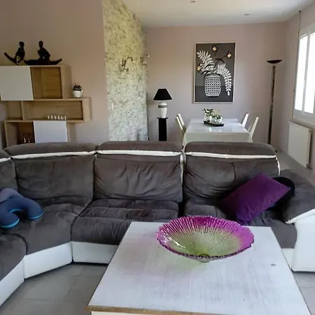 Beautifull House With Swimmingpool In Perigord
